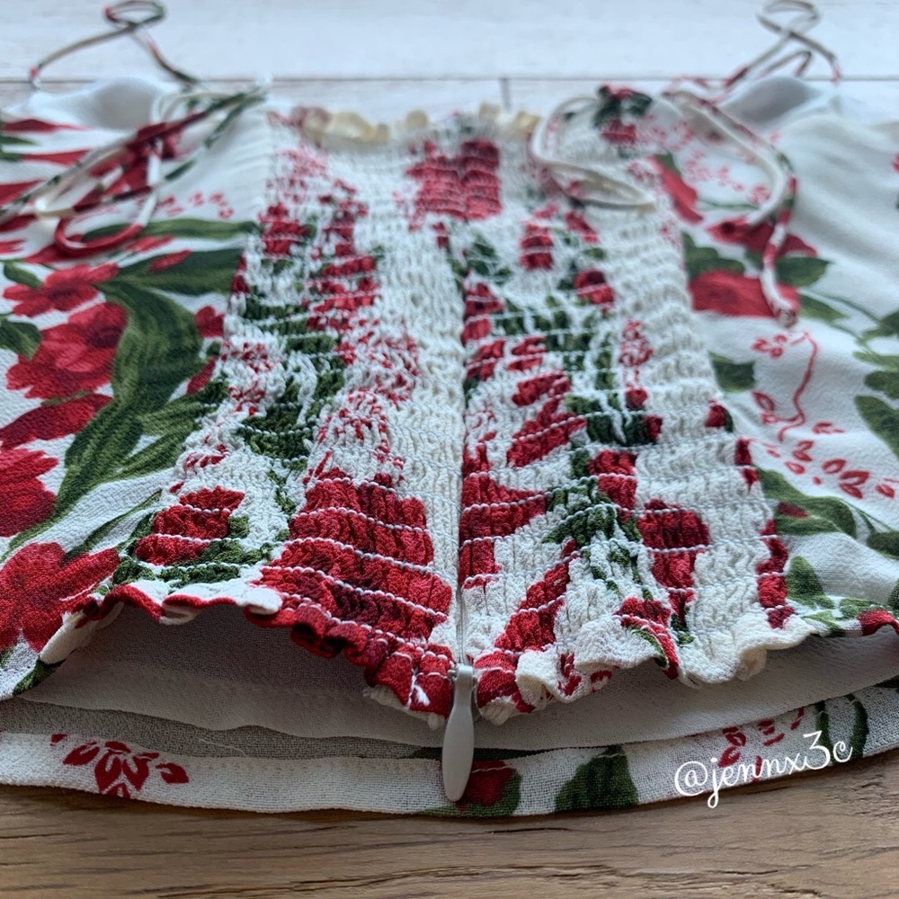 ❌[SOLD]❌Reformation Liza Top || Georgette - Picture 13 of 16